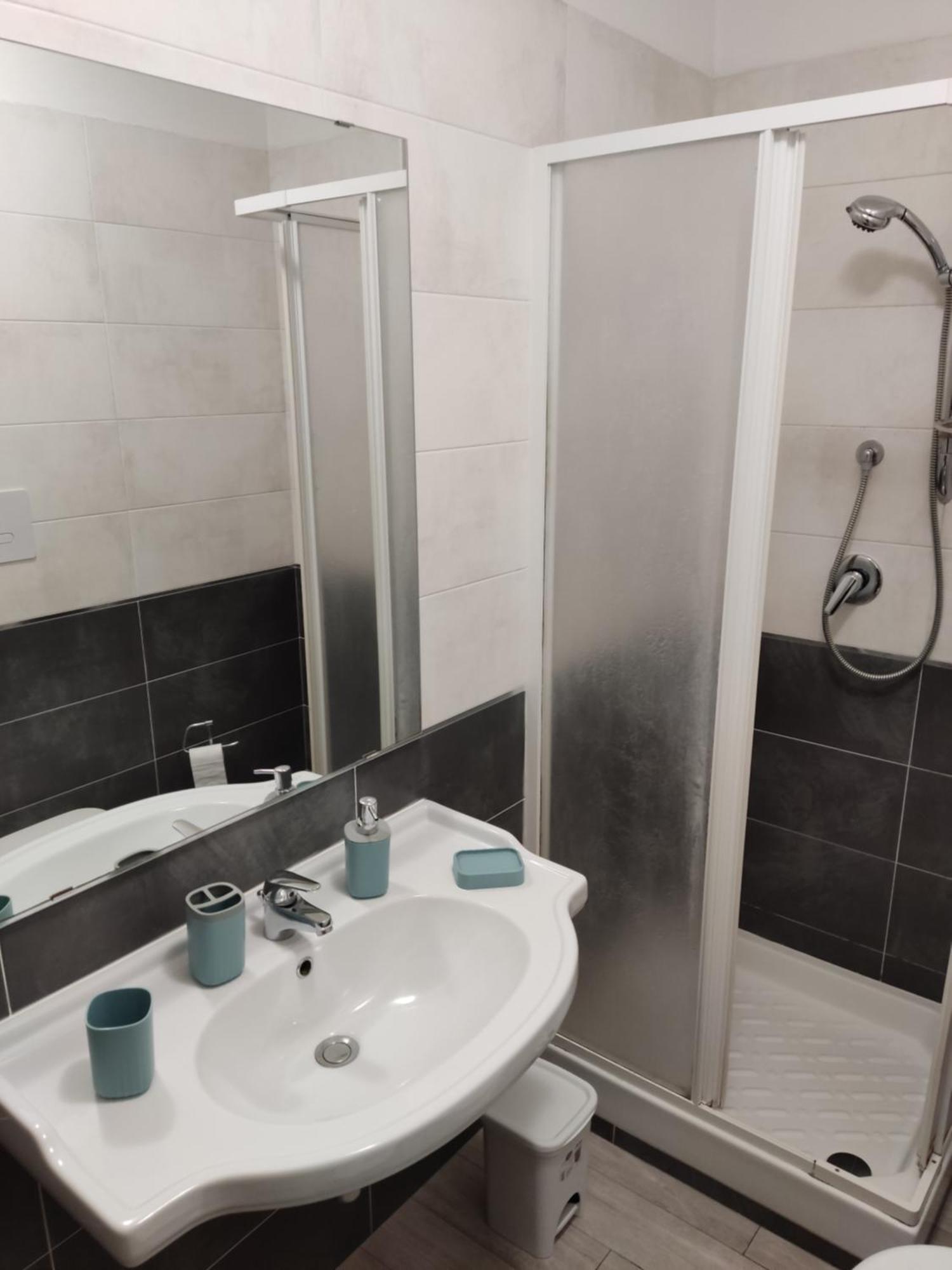 Guest House Web Room ปิซา ภายนอก รูปภาพ