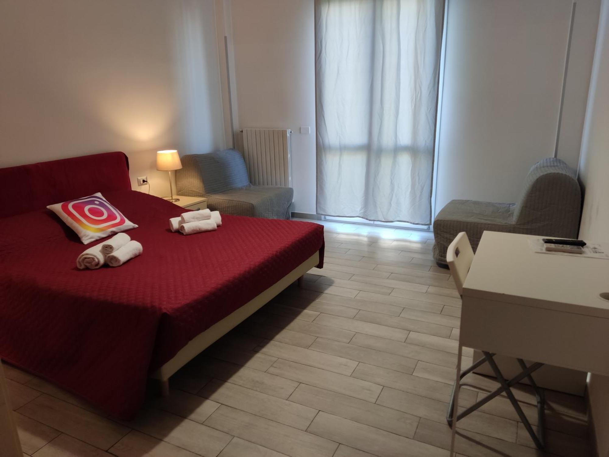 Guest House Web Room ปิซา ภายนอก รูปภาพ