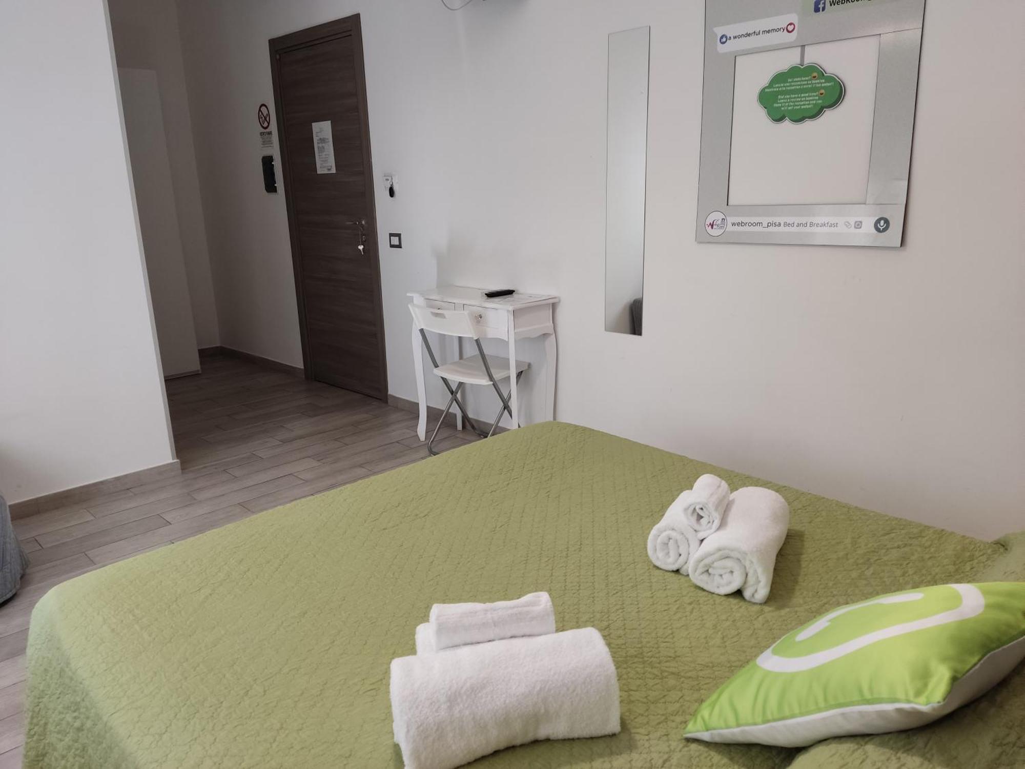 Guest House Web Room ปิซา ภายนอก รูปภาพ